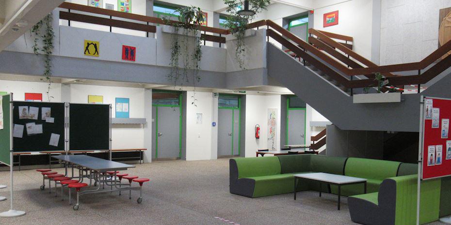 AULA IN NEUEM GLANZ