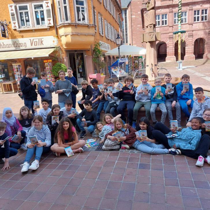 5a und 5b besuchten die Buchhandlung Volk